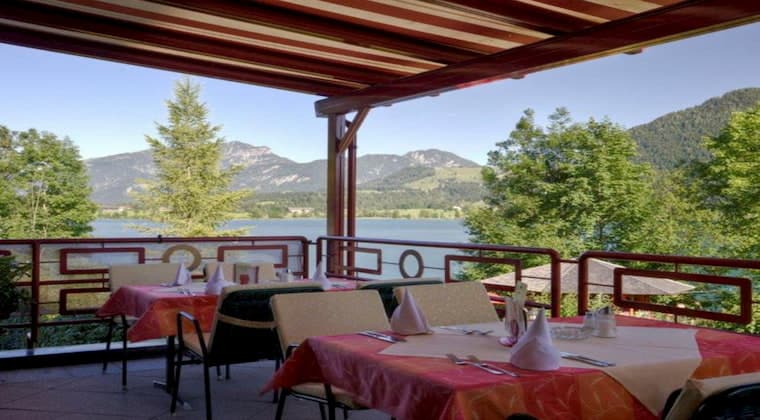 Restaurant mit Blick auf den Walchsee