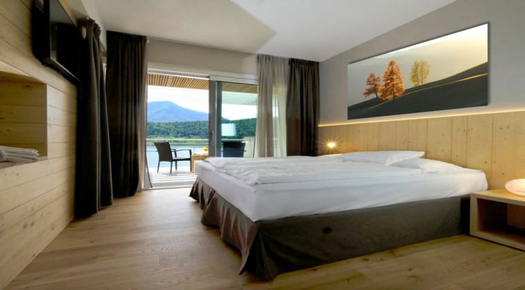 Haus am See Italien Parc Hotel du lac Zimmerbeispiel