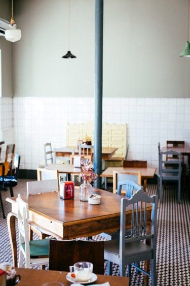 Inneneinrichtung Café com Calma (Fotocredit: Thea Neubauer)