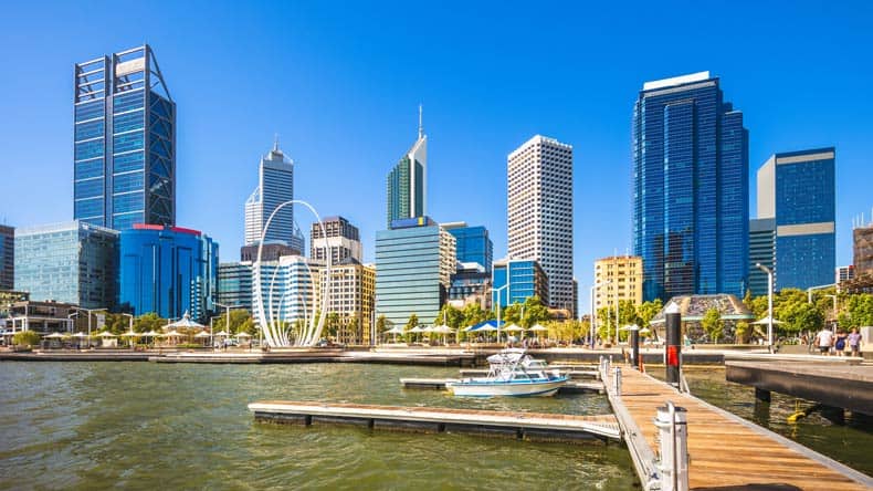 Blick auf die schöne Skyline von Perth, Australien.